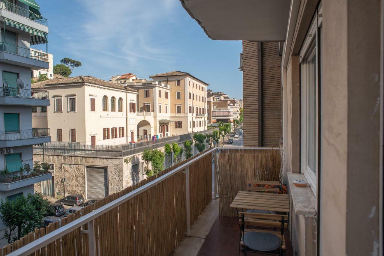 Апартаменты Domus Claudia Рим Экстерьер фото